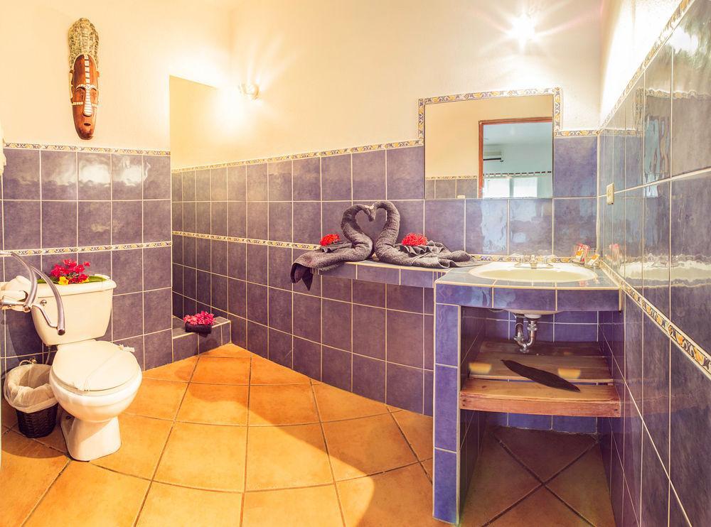 Hotel Laguna Del Cocodrilo Tamarindo Kültér fotó