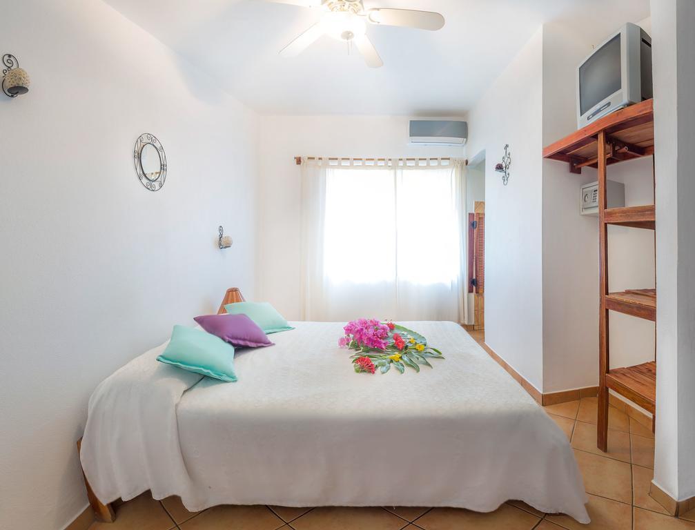 Hotel Laguna Del Cocodrilo Tamarindo Kültér fotó