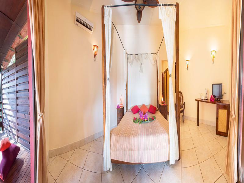 Hotel Laguna Del Cocodrilo Tamarindo Kültér fotó